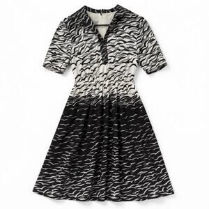 Vintage 1970s black & white contrast midi dress with bold abstract wave print